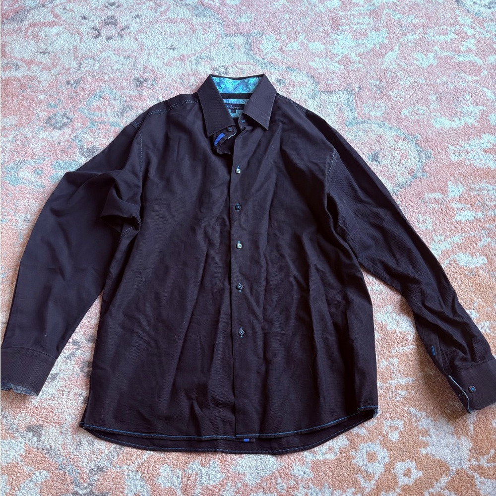 Men's Black Button-Up Shirt